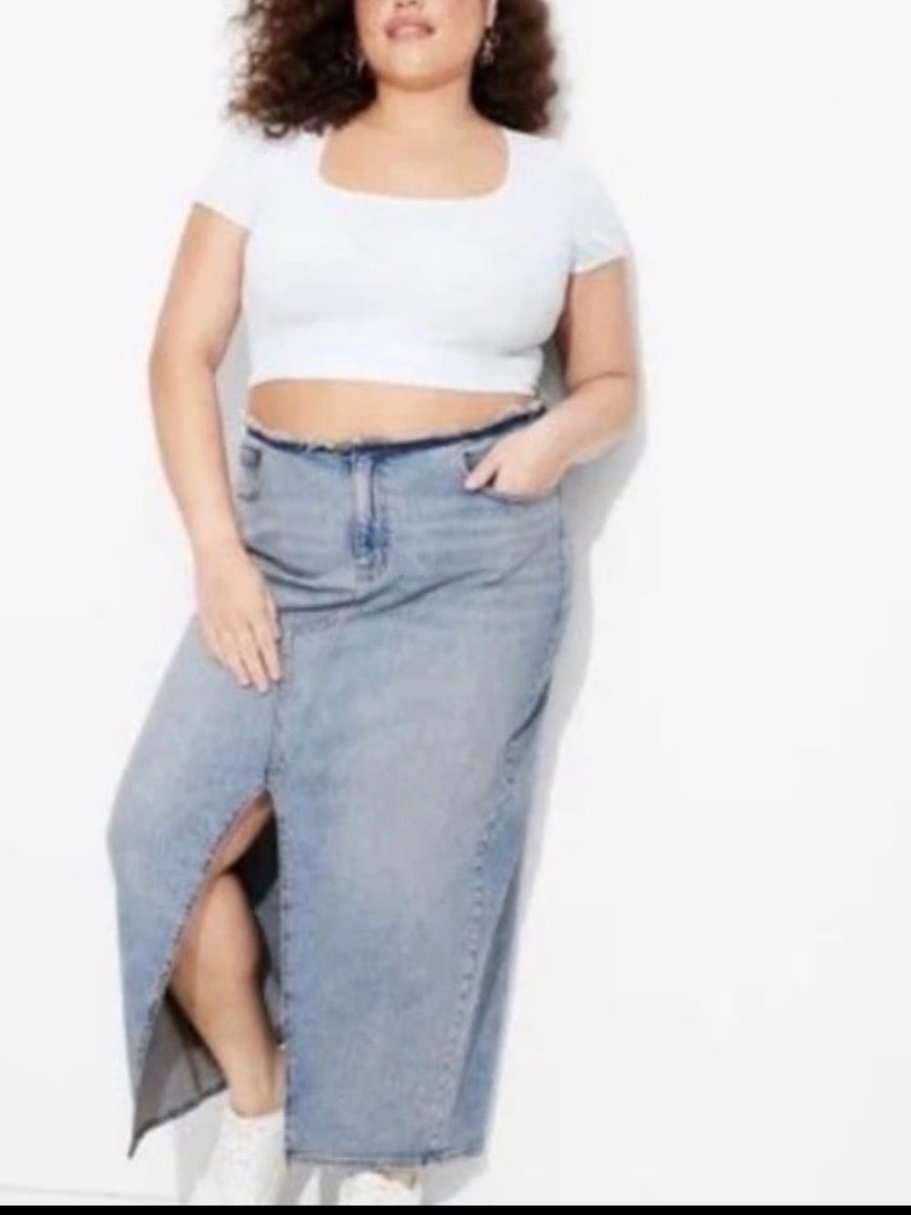 Wild Fable Women's Low-Rise Denim Front Slit Midi Skirt Size 14/R High-Waist